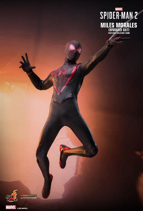 Hot Toys Marvel Spider Man Miles Morales Upgraded Suit