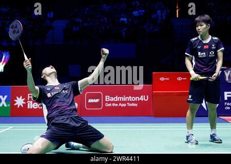 Feng Yan Zhe And Huang Dong Ping China Winning Mixed Double In Victor