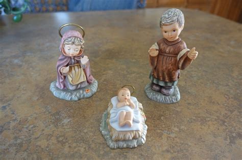 Berta Hummel Goebel 3 Piece Nativity Set Mary Joseph Jesus Antique