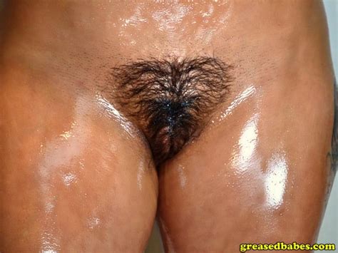 Blonde Milf Joclyn Stone Oils Up Her Hairy Pussy And Ass Nude Pics