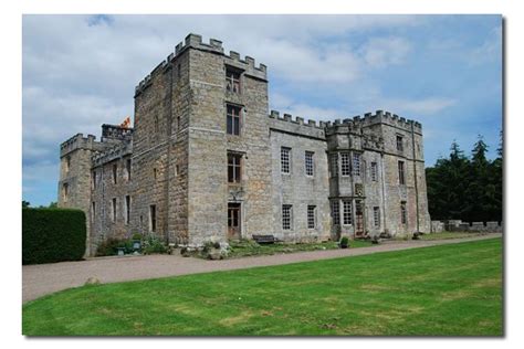 Great Castles Legends The Ghosts Of Chillingham Castle Haunted