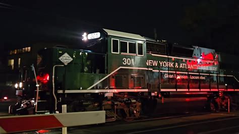 New York Alantic Rs With Leading Passing Th Street Crossing