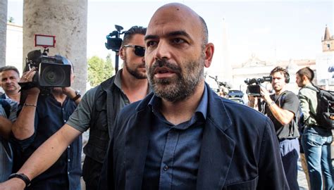 Programma Di Roberto Saviano Cancellato Dalla Rai Spunta La Petizione