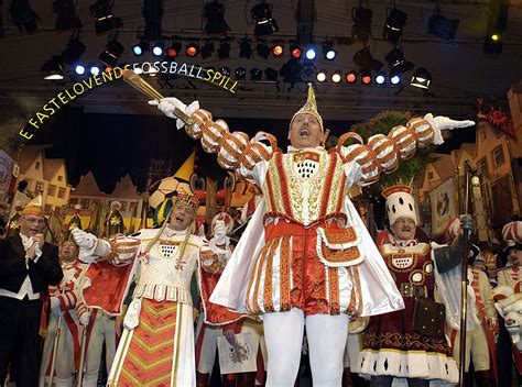 Kölner Karneval Was Wird Aus Den Traditionellen Tv Sitzungen Express