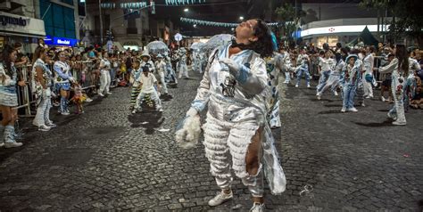 Carnaval En La Ciudad Con Menos Corsos Y Calles Cortadas D Nde Estar N