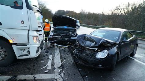 Auffahrt Zur A215 Bei Blumenthal Stundenlang Gesperrt SHZ