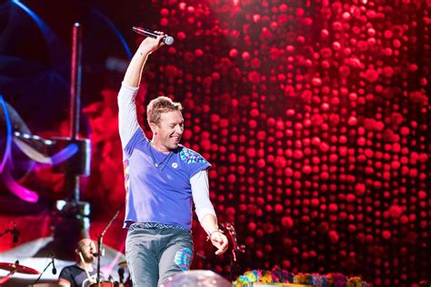 Chris Martin Coldplay Ahfod Tour Cardiff 11 July 2017 Chris