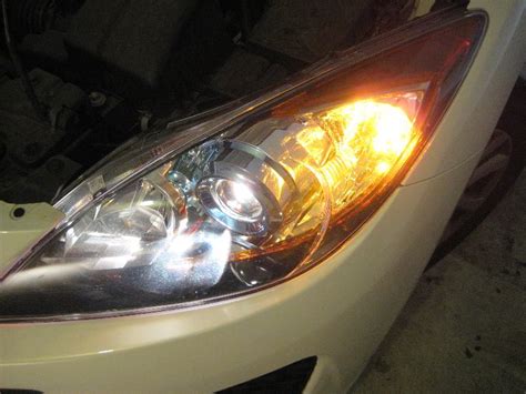 Mazda Mazda3 Headlight Bulbs Replacement Guide 042