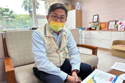 認了拿錢、接受性招待 南市經發局長陳凱凌被押「不認利用職務收賄」 風傳媒 Line Today