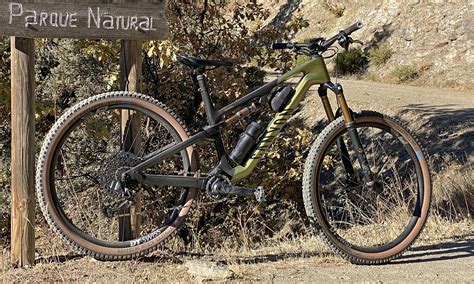 All-New Canyon Neuron updates modern, more capable do-it-all trail ...