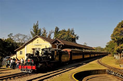 Veja Como Ir De Tiradentes A Ouro Preto Em Diferentes Meios