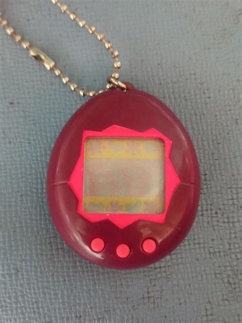 Tamagotchi Vintage 1997 bandai, Hobbies & Toys, Memorabilia ...