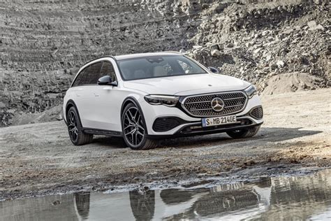 Mercedes-Benz unveils the 2025 E-Class All-Terrain - Acquire