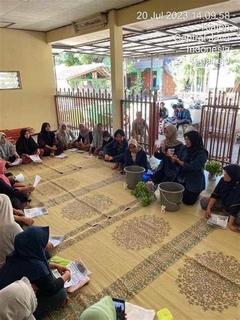 Terobosan Kreatif Mahasiswa KKN TIM II UNNDIP Revolusi Budidaya Ikan