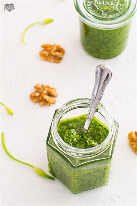 Pesto Di Aglio Orsino E Noci Passionecooking