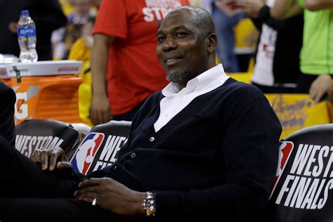 Hakeem Olajuwon Net Worth: How Rich is the Former NBA Superstar? | Fanbuzz