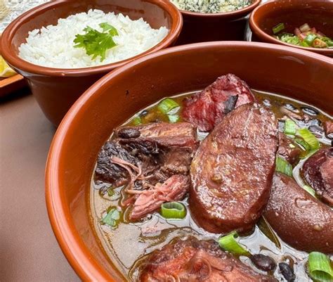 Feijoada Desde Cedo Restaurante Em Salvador Serve Prato A Partir Das