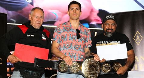 Jesús Pinedo campeón mundial de peso pluma feliz y optimista por