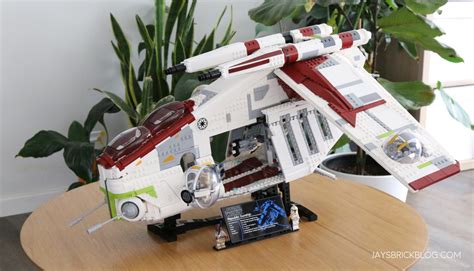 Review Lego Ucs Republic Gunship Jay S Brick Blog