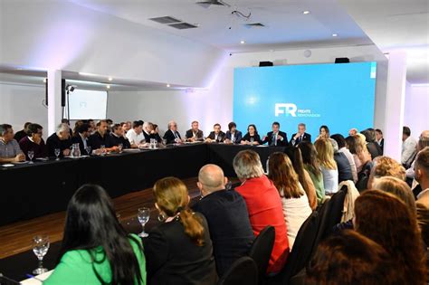 Dirigentes Nacionales Del Frente Renovador Se Reunieron En Nuestra