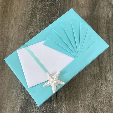 Pleated Gift Wrapping Gift Wrapping Tutorial Wrapping Ideas Gift