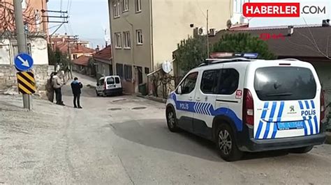 Bursa da Dini Nikahla Birlikte Yaşadığı Kadını Bıçaklayan Şahıs