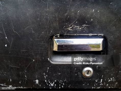 Vintage Car Door Handles Photos and Premium High Res Pictures - Getty Images