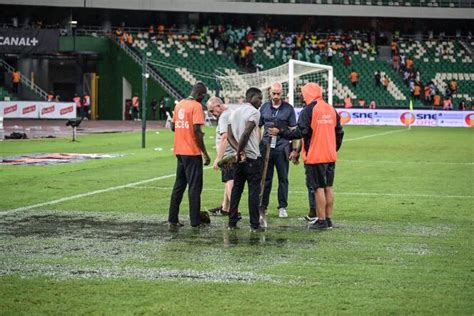 En Côte d’Ivoire, le grand stade d’Abidjan prend l’eau