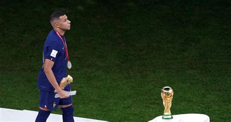 Argentine France Maignan réclame le Ballon d Or pour Kylian Mbappé