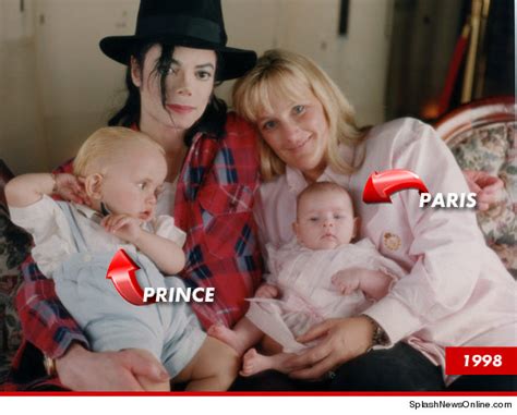 Bing News Headlines: Debbie Rowe, Paris Jackson REUNITED!!!