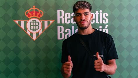 Del Visto Y No Visto De Abde Al Debut De Altimira En Un Betis