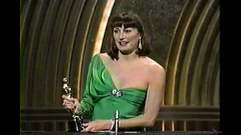 Anjelica Huston Wins The Academy Award For Best Supporting Actress In