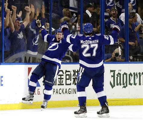 Lightning triumph over Bruins in Game 2 - ESPN 98.1 FM - 850 AM WRUF