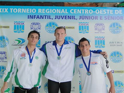 Nadadores De Mt Quebram Recordes E Ganham Medalhas Em Torneio