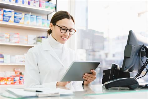 Beneficios De Trabajar En Una Farmacia Apotalent Conectamos