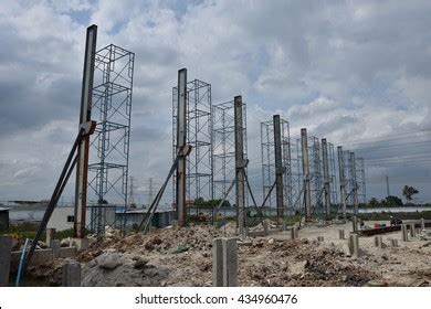 Structural Steel Column Factory Under Construction Stock Photo 434960476 | Shutterstock