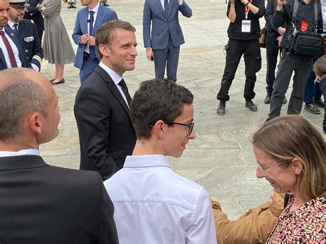 Ans De La Lib Ration Emmanuel Macron Aux Gli Res Le Pr Sident S