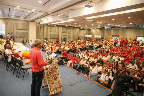 Destaque Político homenageando Luiz Alberto PT reúne lideranças