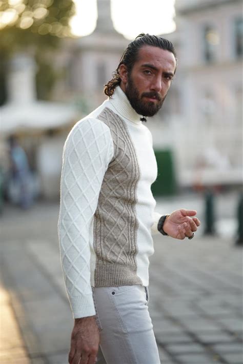 White Slim Fit Turtleneck Sweater For Men By GentWith