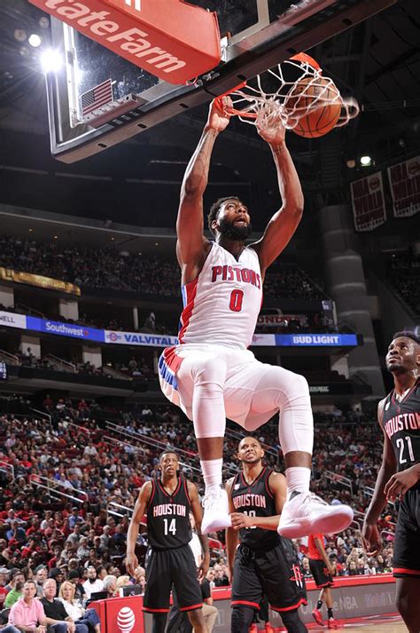 Andre Drummond Dunk