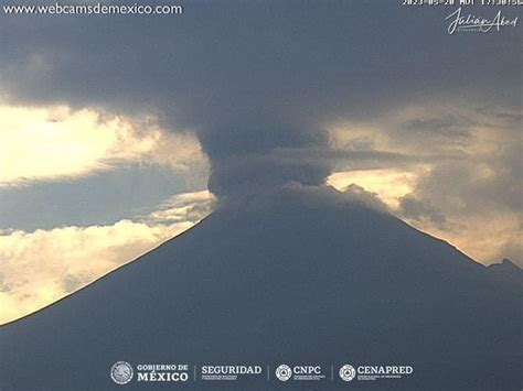 Alertan por Caída de Ceniza del Volcán Popocatépetl en Algunos Puntos