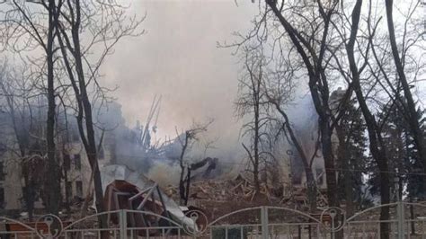 Через російську агресію в Україні постраждали вже 1 373 об'єкти ...