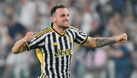 Serie A Monza Juventus 1 2 Gatti Segna Il Gol Decisivo Nel Finale