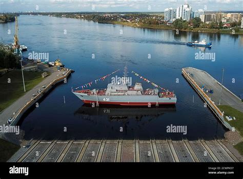 Nevsky Shipyard High Resolution Stock Photography And Images Alamy