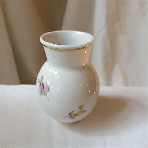 Petit Vase En Porcelaine Meissen Fin Xixe Fleur Bleue Volubilis