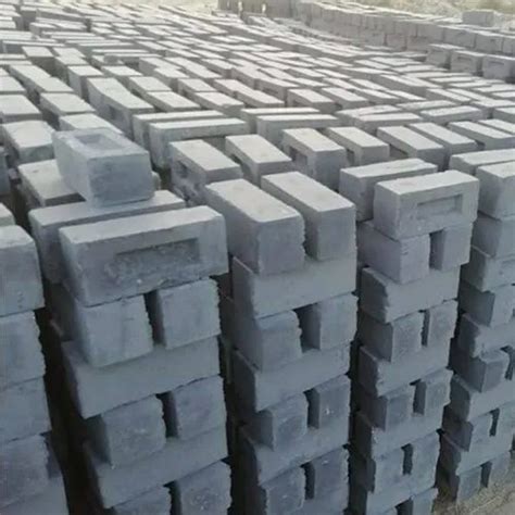 Lightweight High Strength Solid Porosity Rectangular Cement Fly Ash