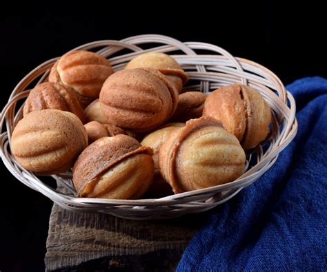 Horishky Oreshki Walnut Shaped Cookies Chef S Pencil