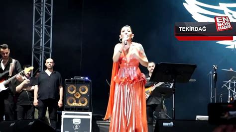 Melek Mosso Tekirda Konserinde Yine Z R Diledi Dailymotion Video