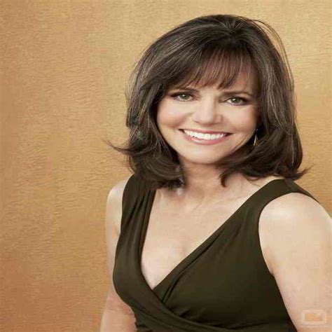 Sally Field S Measurements Bra Size Height Weight And More Famous Hot