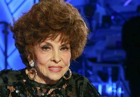 La Villa Sull Appia Di Gina Lollobrigida